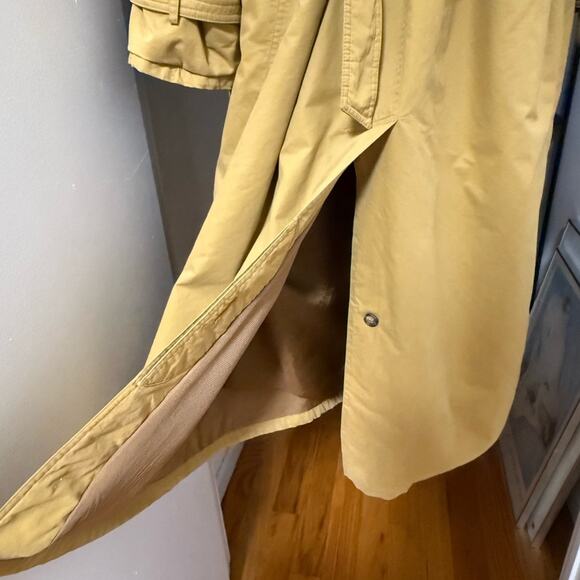 Giorgio Armani trench coat - Picture 7 of 16